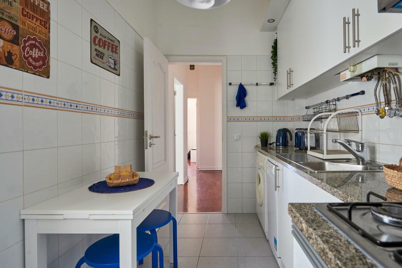 Cozy Apartment In Historic Center With Terrace Lisboa Eksteriør bilde