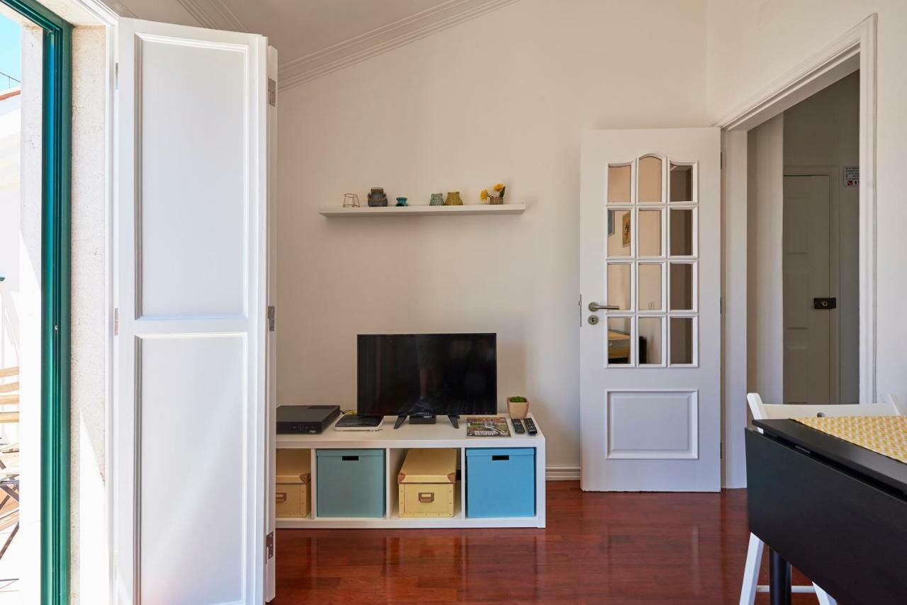 Cozy Apartment In Historic Center With Terrace Lisboa Eksteriør bilde
